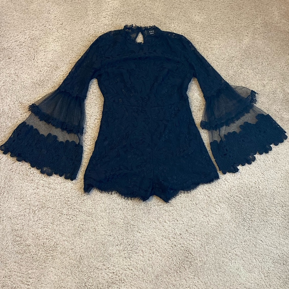 VICI Black Lace Romper** size Juniors Medium